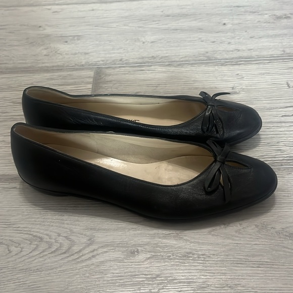 Salvatore Ferragamo leather slip ons size 8 1/2 - Picture 4 of 7